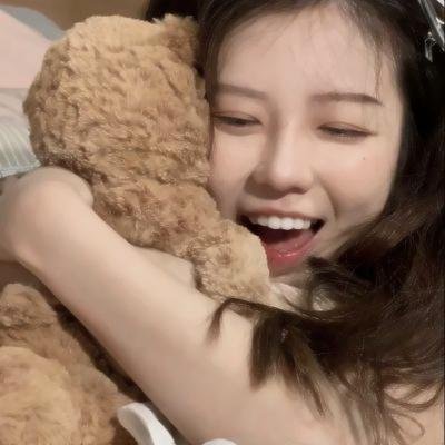 橙色女孩 海报